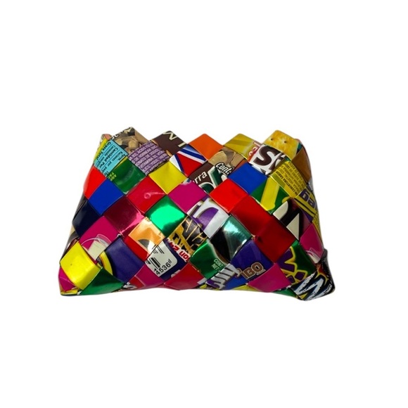 Handcrafted Recycled Juice Boxes Small Coin Purse Colorful Fun Zip Zipper Bag - Picture 10 of 16